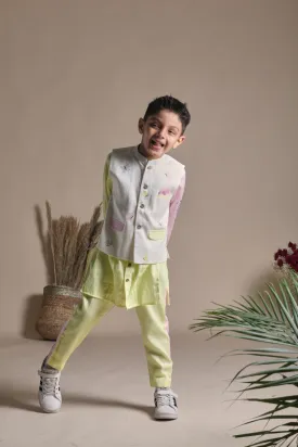 Buttefly print bandi, yellow long kurta and pants set